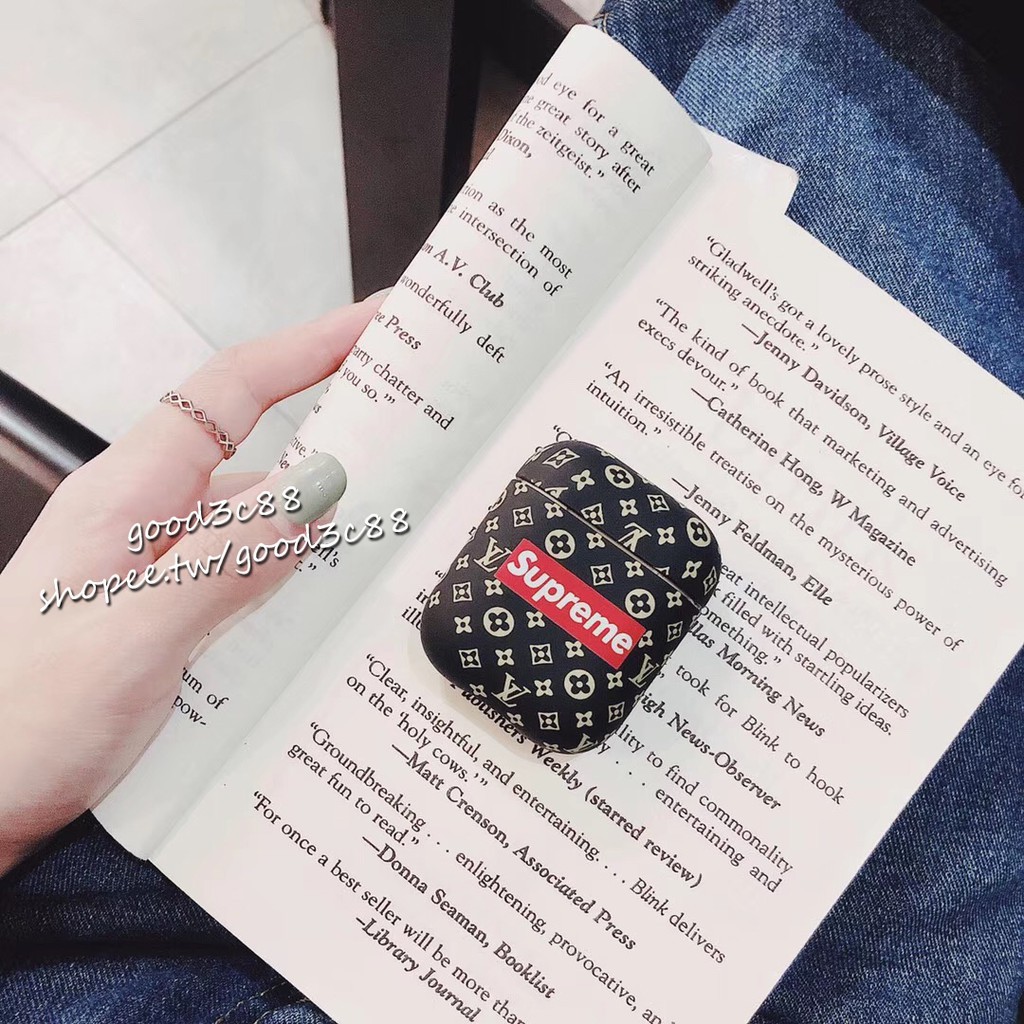Vỏ bảo vệ hộp đựng tai nghe Airpods in tên các thương hiệu Louis Vuitton Supreme kiểu dáng sang trọng | BigBuy360 - bigbuy360.vn