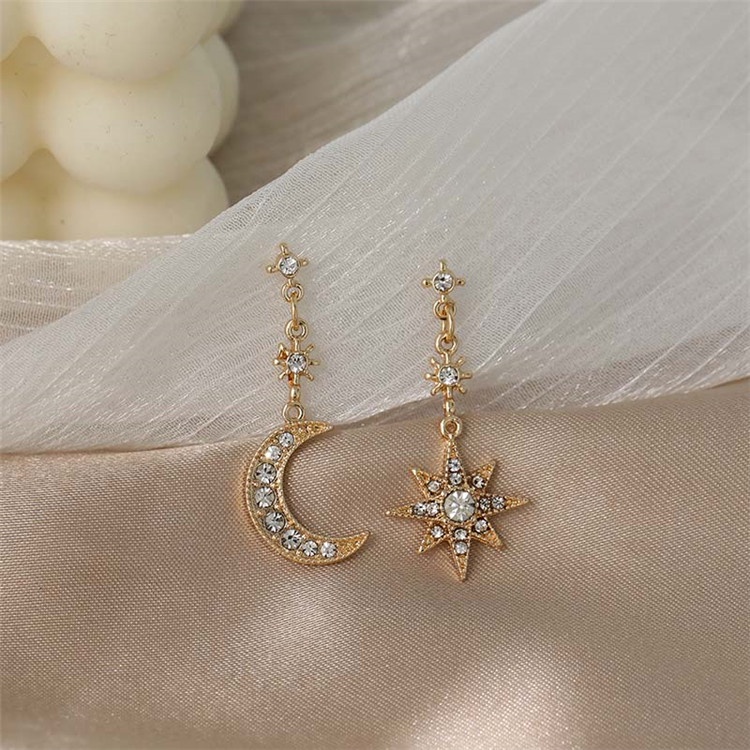 Khuyên tai kẹp không bấm lỗ chốt điều chỉnh K021 bằng hợp kim mạ vàng hình mặt trăng ngôi sao đính đá dáng dài Leous