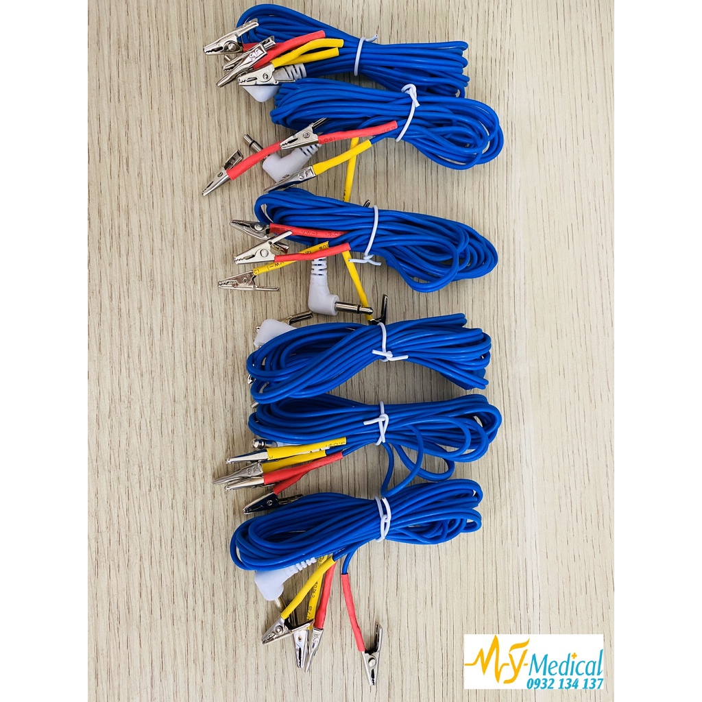 Dây Máy Điện Châm Cứu Đuôi Tròn 1 ra 4