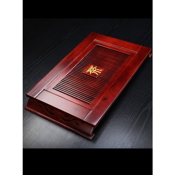 khay trà gỗ hình chữ nhật lớn được chạm khắc mặt bàn trà rất đẹp tặng gấp ly bằng tre cao cấp