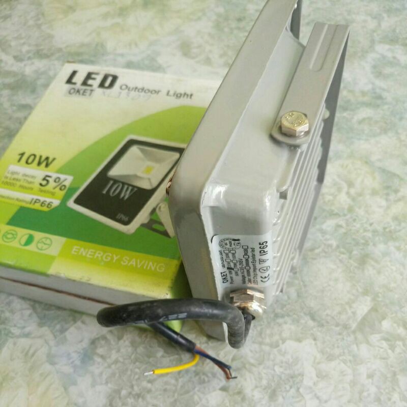 Đèn pha led xnh lá 10w ĐÈN LED CHIẾU CÂY CẢNH