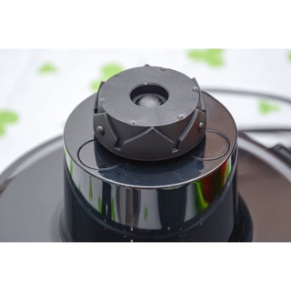 Máy ép trái cây Philips HR1836