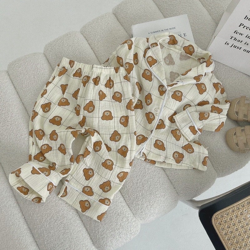 vải xô muslin cao cấp 2 lớp con gấu nâu kẻ nền be siêu sang