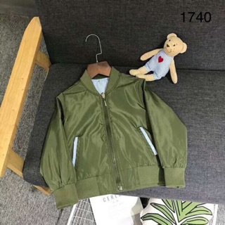 Áo bomber gio’ MAYORAL mặc 2 mặt ạ
