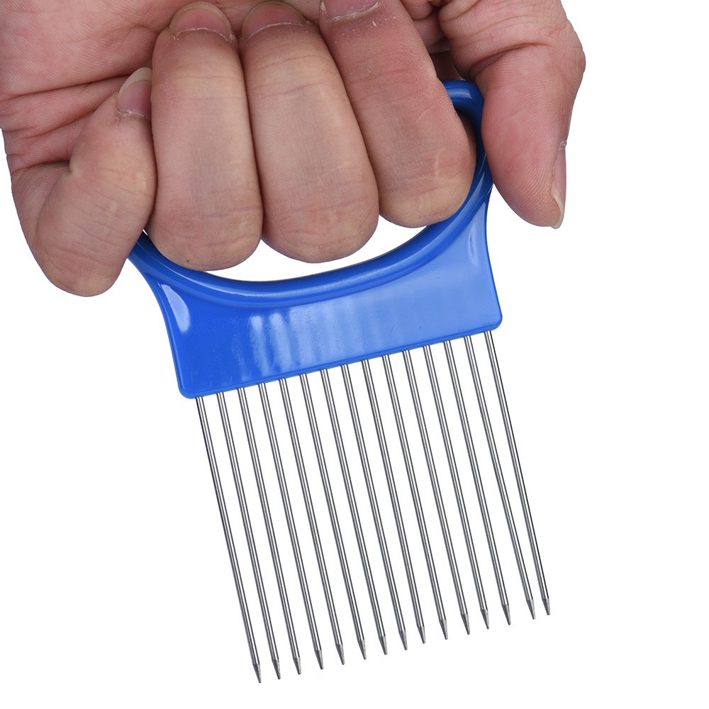 Dụng cụ giữ thực phẩm khi cắt