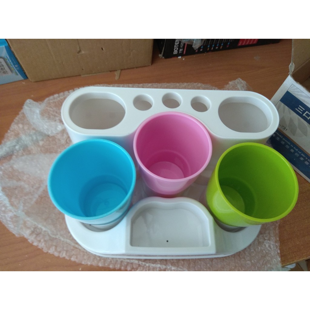Bộ Kê bàn chải 3 cốc