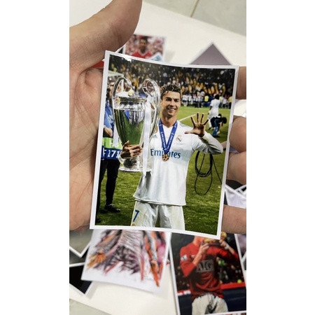 Bộ 40 hình dán Sticker CRISTIANO RONALDO CR7, hình dán laptop, dán nón bảo hiểm, sticker pvc chống nước