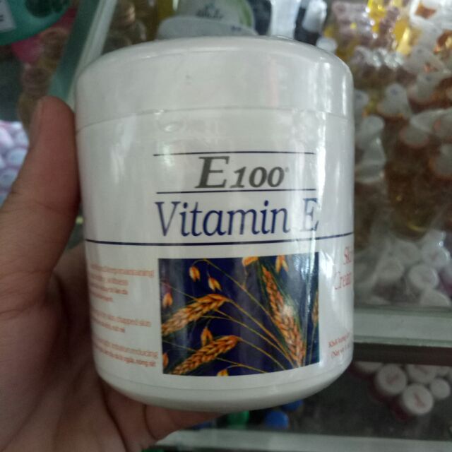Kem dưỡng thể vitamin e100 ( có thể massa)