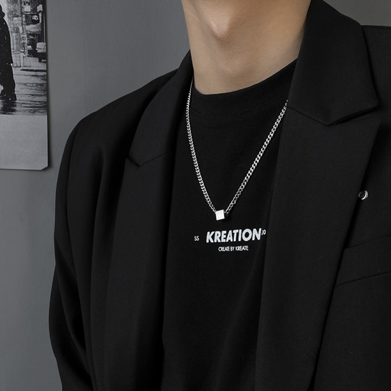 Dây chuyền mặt vuông 19113 hiphop phù hợp với mọi phong cách