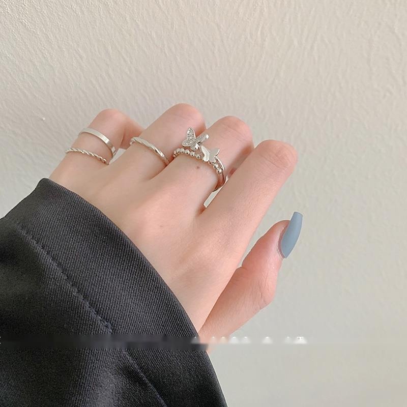 Bộ Bốn Nhẫn Hình Bướm Phong Cách Thời Trang Sang Trọng Dành Cho Nữ