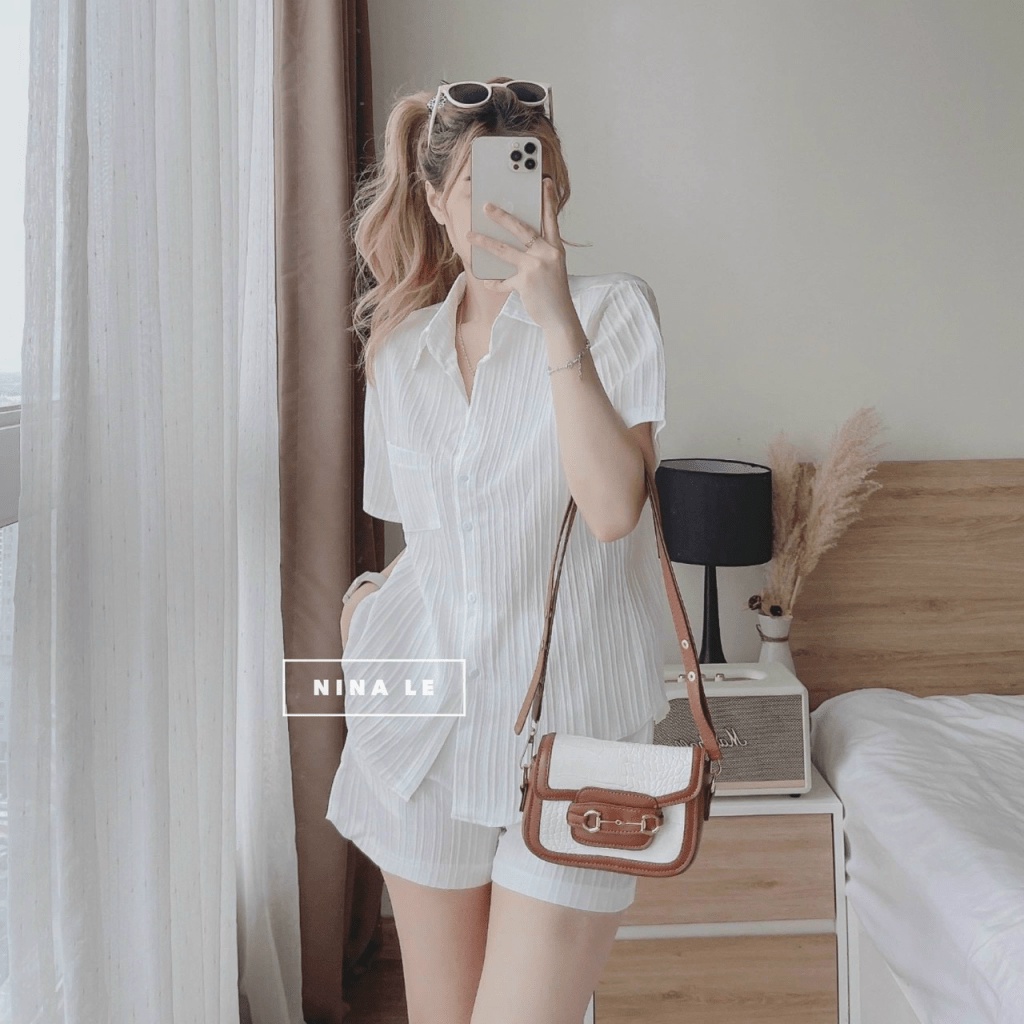 Sét Bộ Nữ 2 Món Áo Kiểu Cổ Sơ Mi Xẻ Lưng Kết Hợp Quần Đùi Chất Xô Gân Nhẹ Mát mặc Đẹp Hot Trend NEW UNISEX