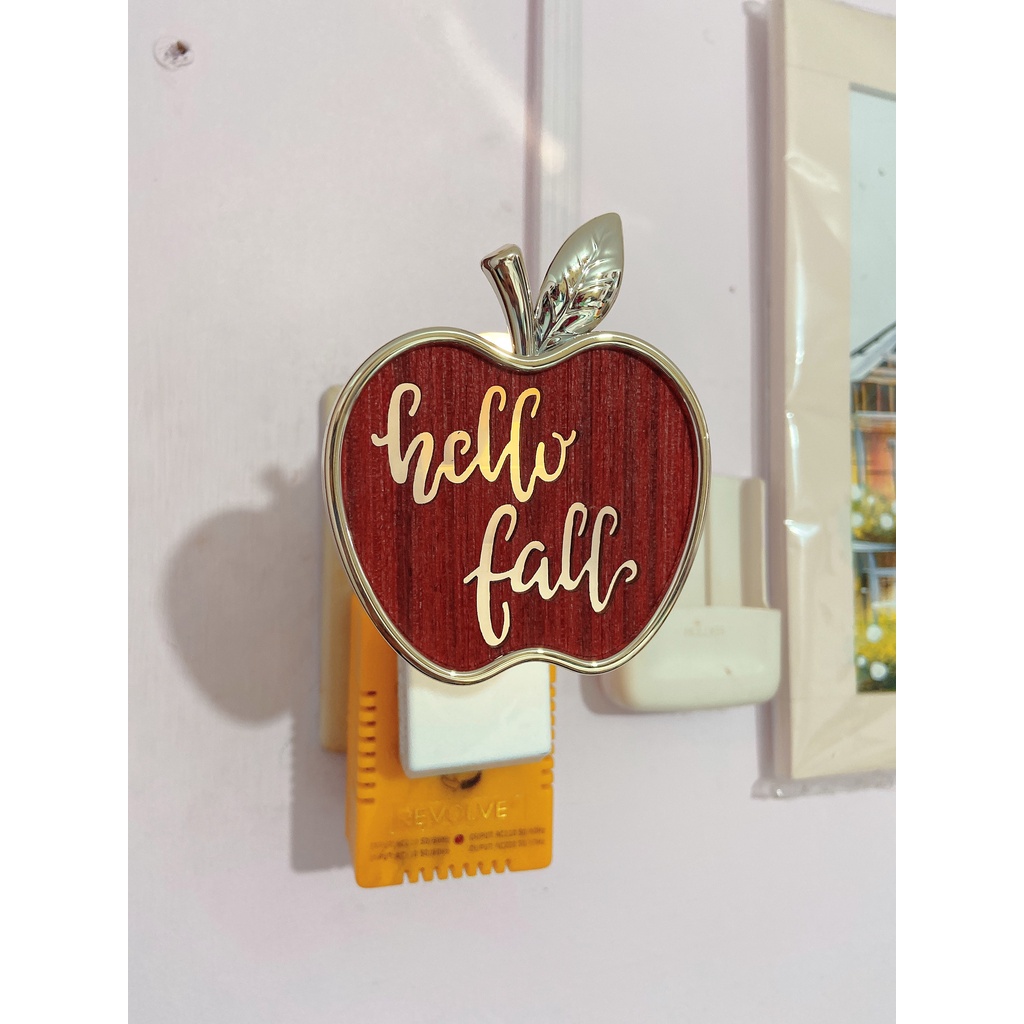 ĐIỆN 110V đèn xông tinh dầu BBW 2 Tone / Metallic / Hello Fall Night Light máy khuếch tán tinh dầu Bath & Body Works