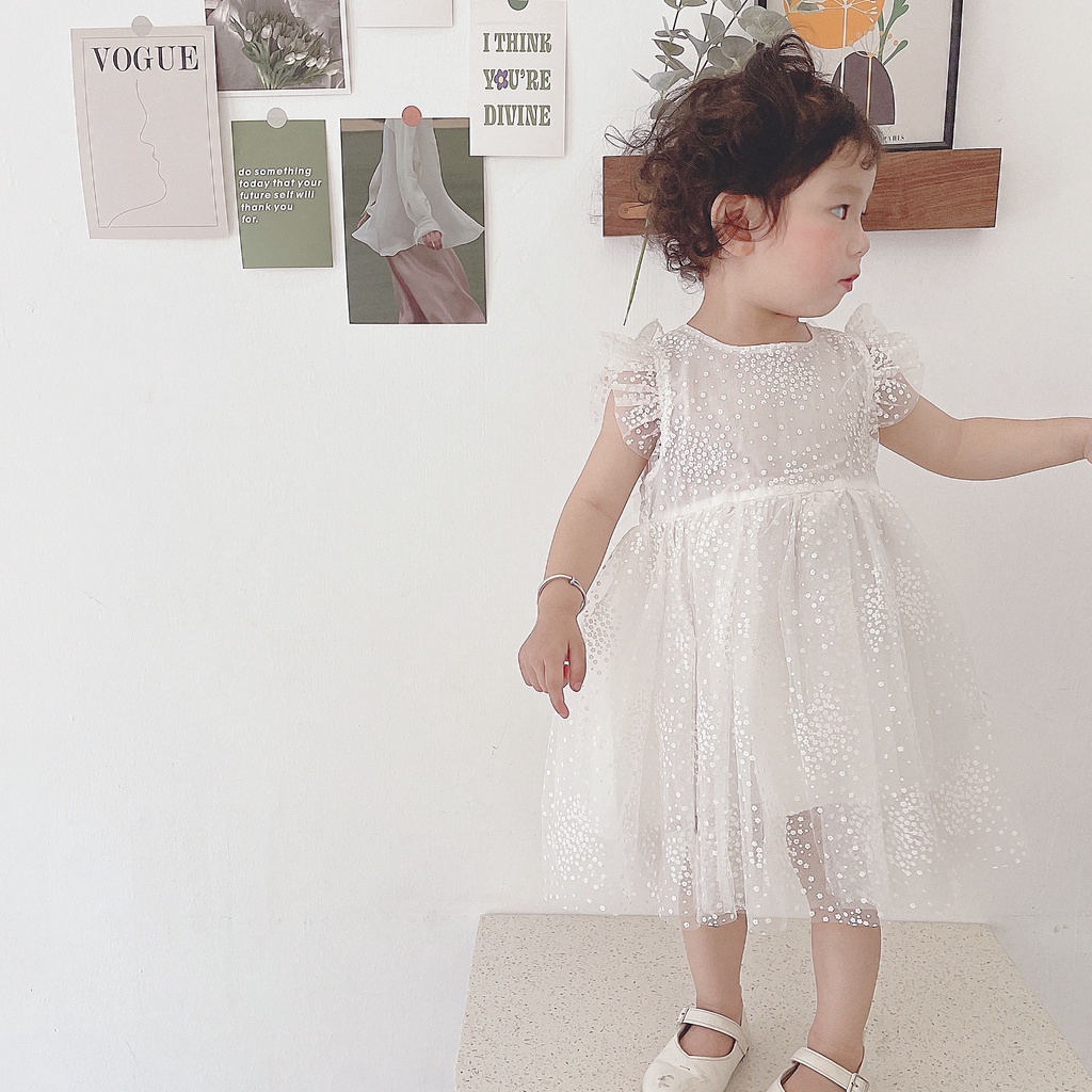 Đầm Xòe Công Chúa Màu Trắng Cánh Bướm Dễ Thương Cho Bé Gái