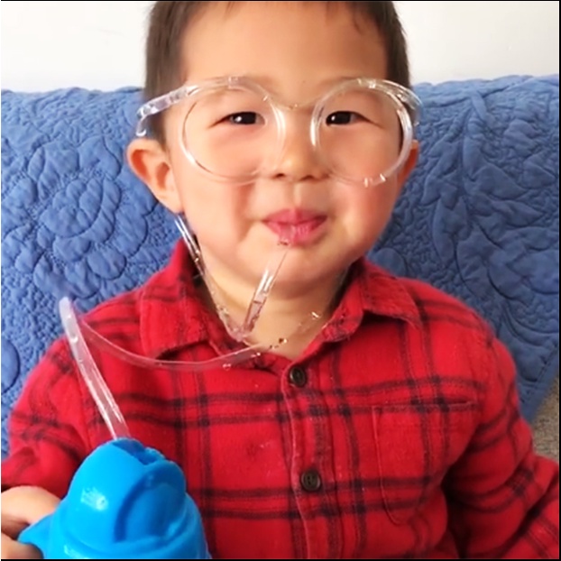 Ống hút trong suốt hình mắt kính