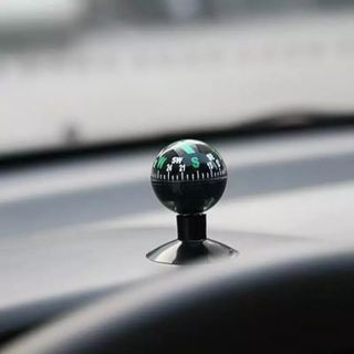 La bàn mini để trên xe MH29