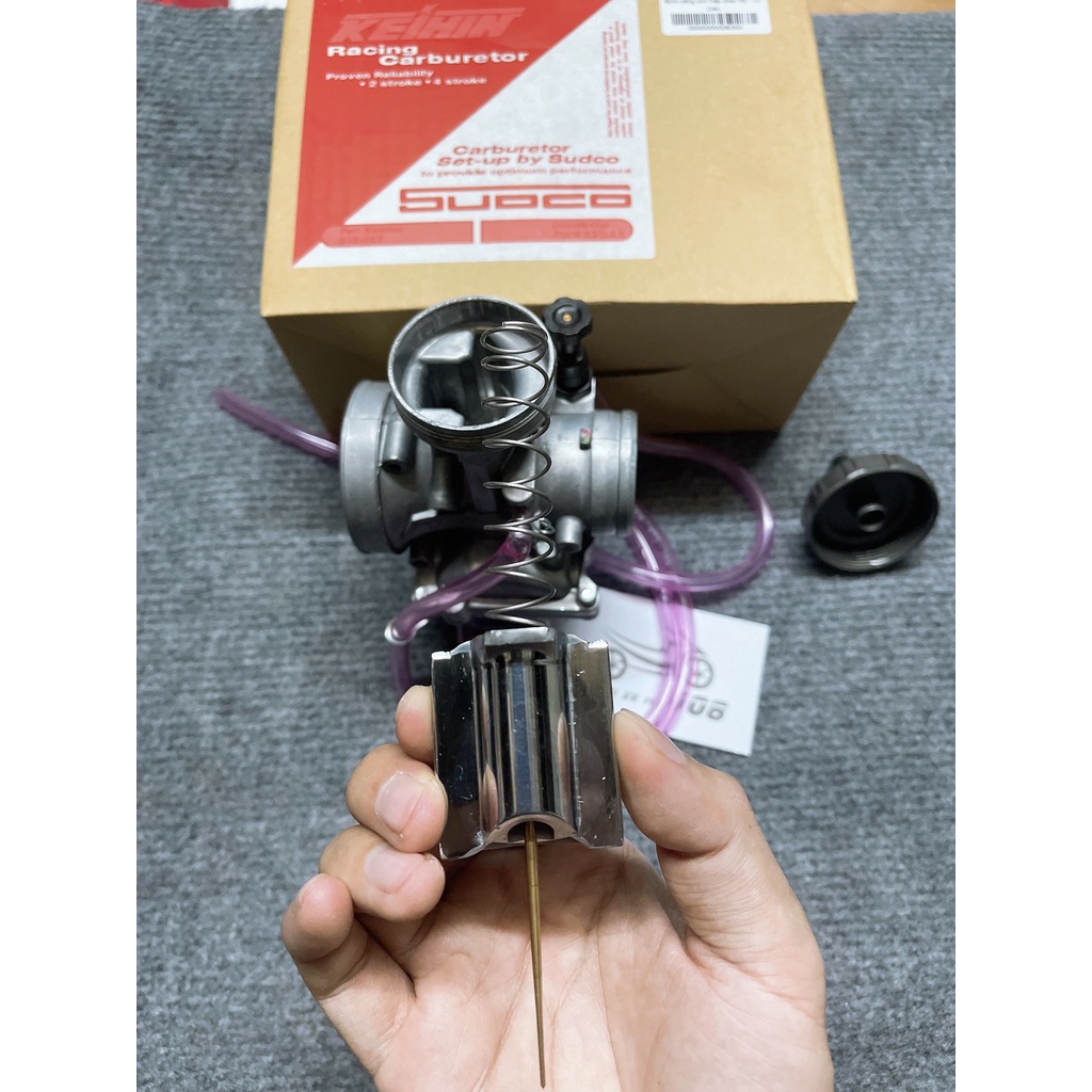 Bình Xăng Con Nắp Chao Mỹ