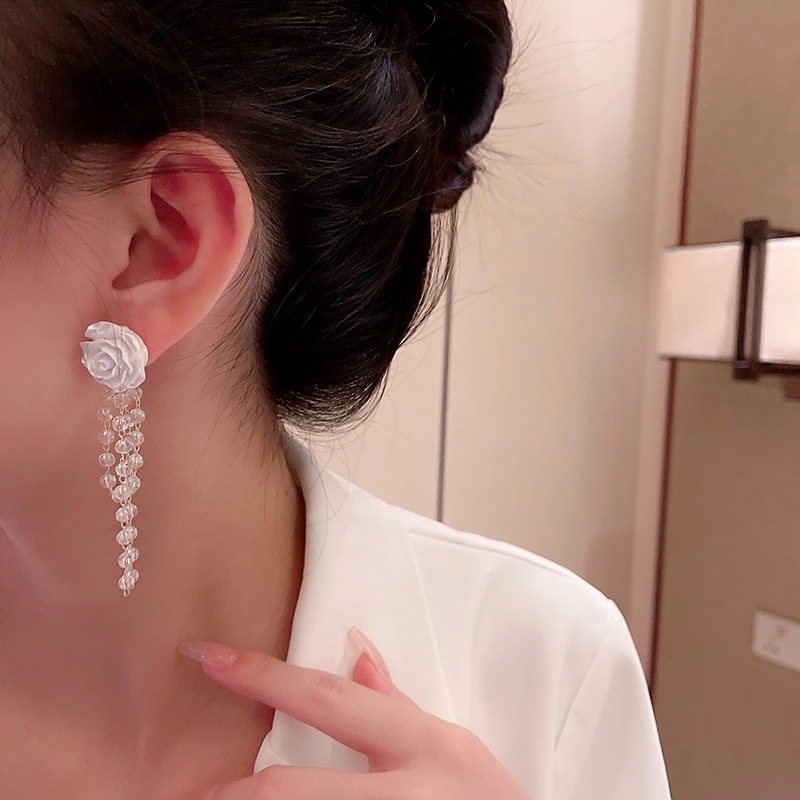Khuyên Tai Hình Hoa Đính Đá Pha Lê Phong Cách Cổ Điển Mới
