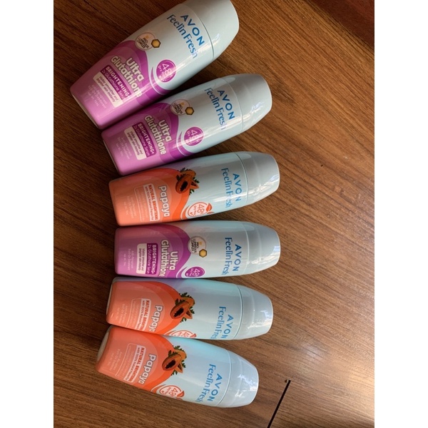 Lăn khử mùi avon