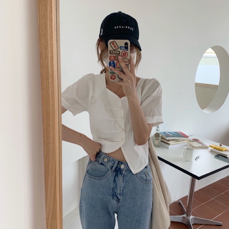 Áo sơ mi nữ ngắn tay kiểu croptop tay phồng vạt đắp cổ tim Hàn Quốc màu trắng