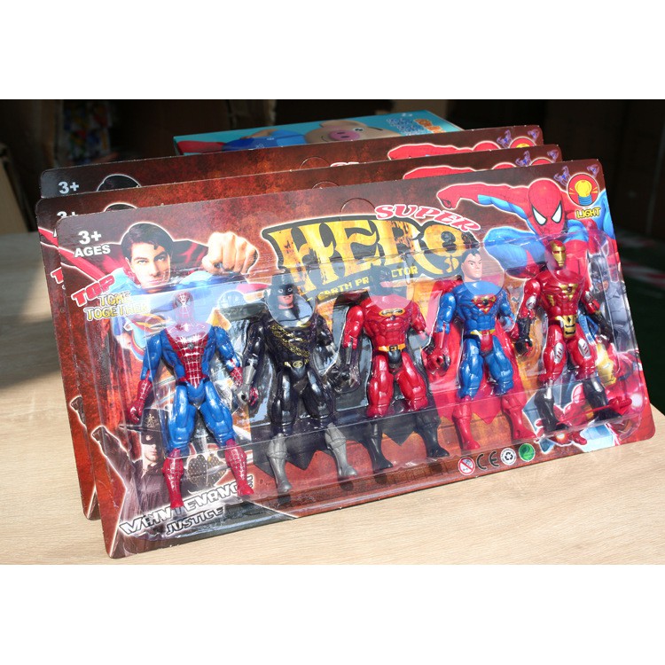 Set 5 mô hình siêu hùng cho bé