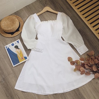 Đầm trắng cổ vuông xếp li ngực tay xốp🌸