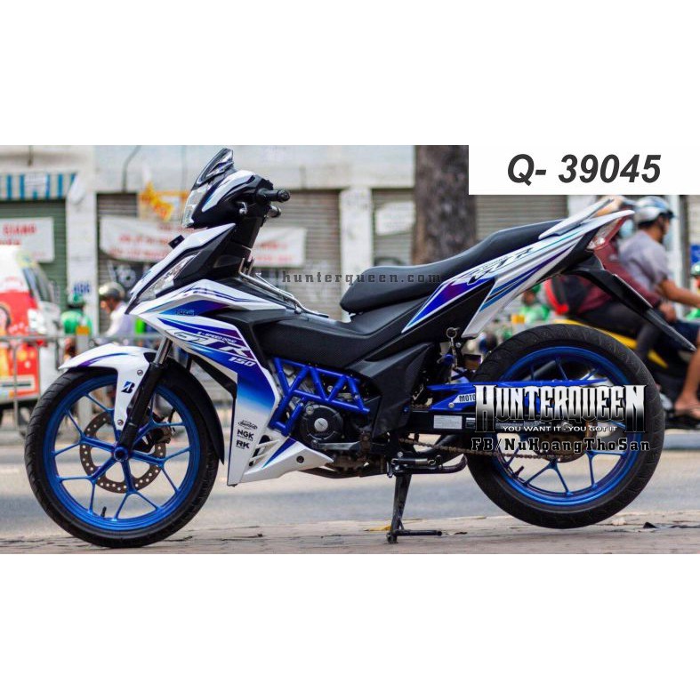 Tem xe Winner. GTR trắng xanh. Thay đổi màu sắc và chi tiết theo yêu cầu. Sắc nét, bền màu, chống nước