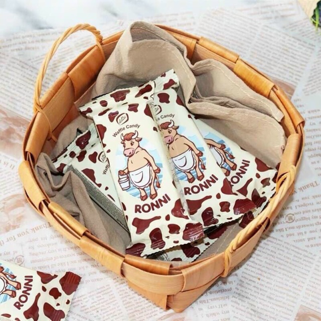 BÁNH XỐP SOCOLA BÒ SỮA RONNI NGA