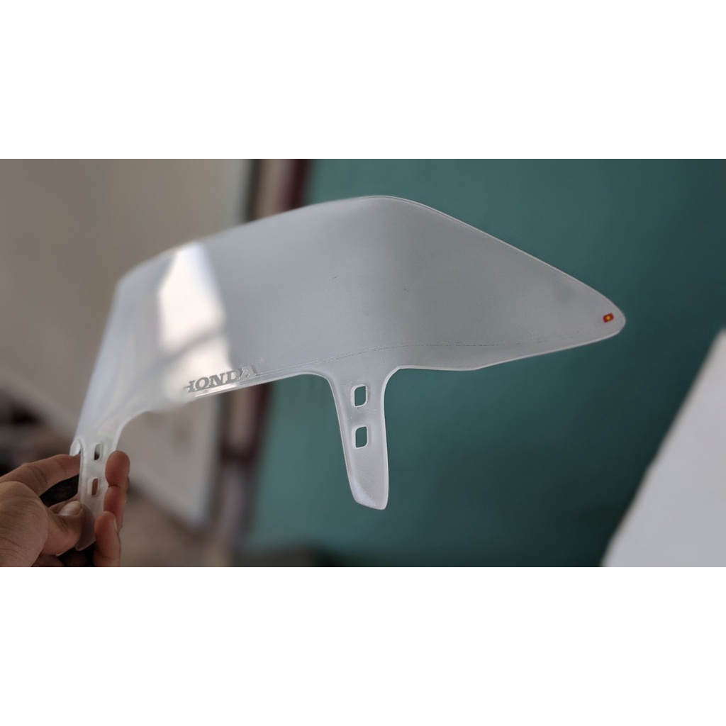 #5 Kính chắn gió xe cub đèn vuông Hardy