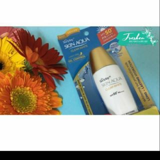 Sunplay Skin Aqua Clear White SPF50+, PA++++: Sữa Chống Nằng Dưỡng Da Trắng Mịn Tối Ưu