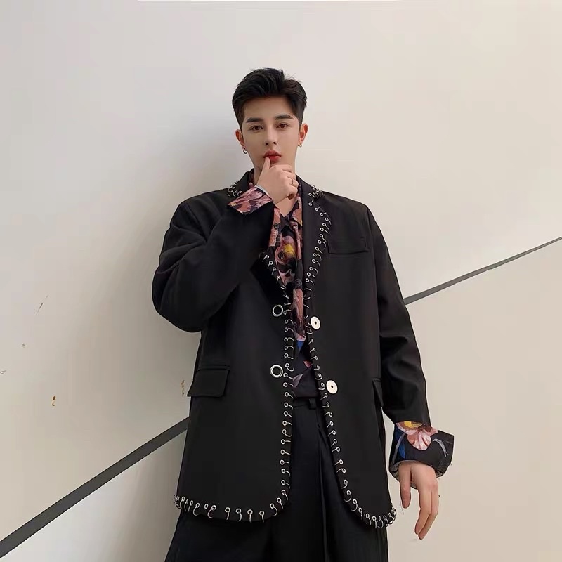 ÁO KHOÁC BLAZER NAM VỚI HOẠ TIẾT ĐỘC Ở VIỀN ÁO |TAHISHOP|