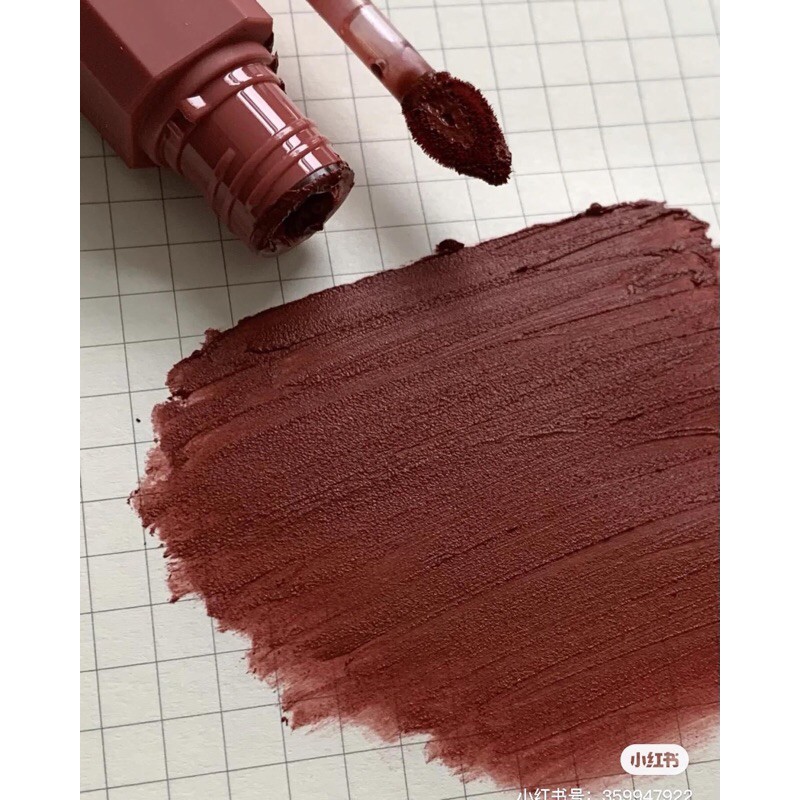 SON BLACK ROUGE HV05