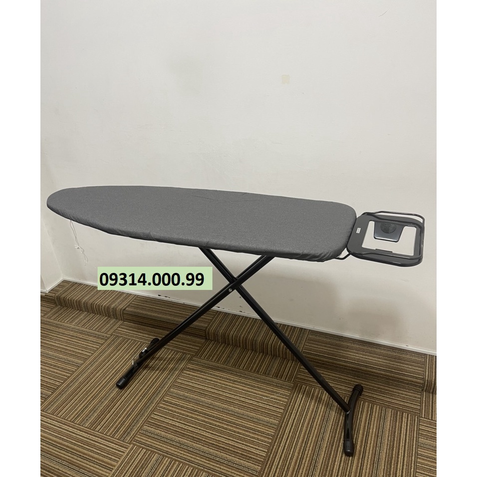 Cầu là loại to 130x34cm, Bàn để ủi quần áo có móc treo tiện dụng