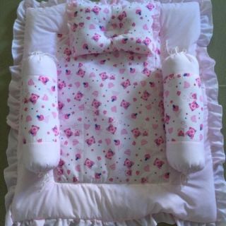 Bộ nệm kate sơ sinh viền bèo