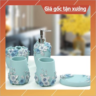 Bộ đồ dùng phòng tắm khắc hoa