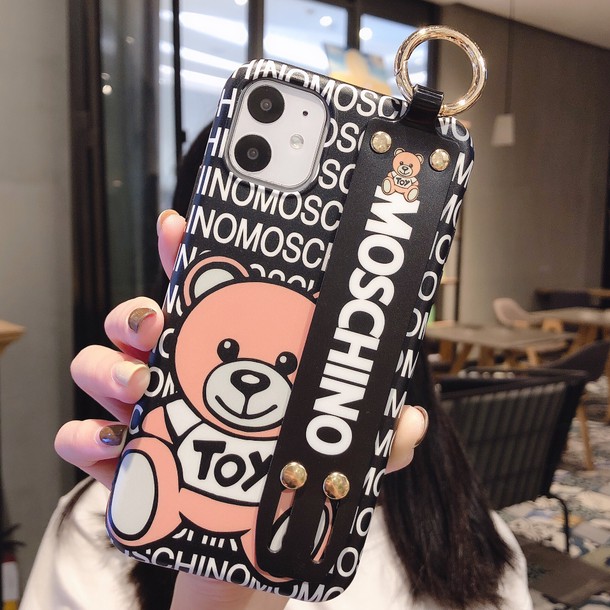 Ốp Điện Thoại Moschino Có Dây Đeo Tay Cho Iphone 11 Pro Xsmax Xr | BigBuy360 - bigbuy360.vn