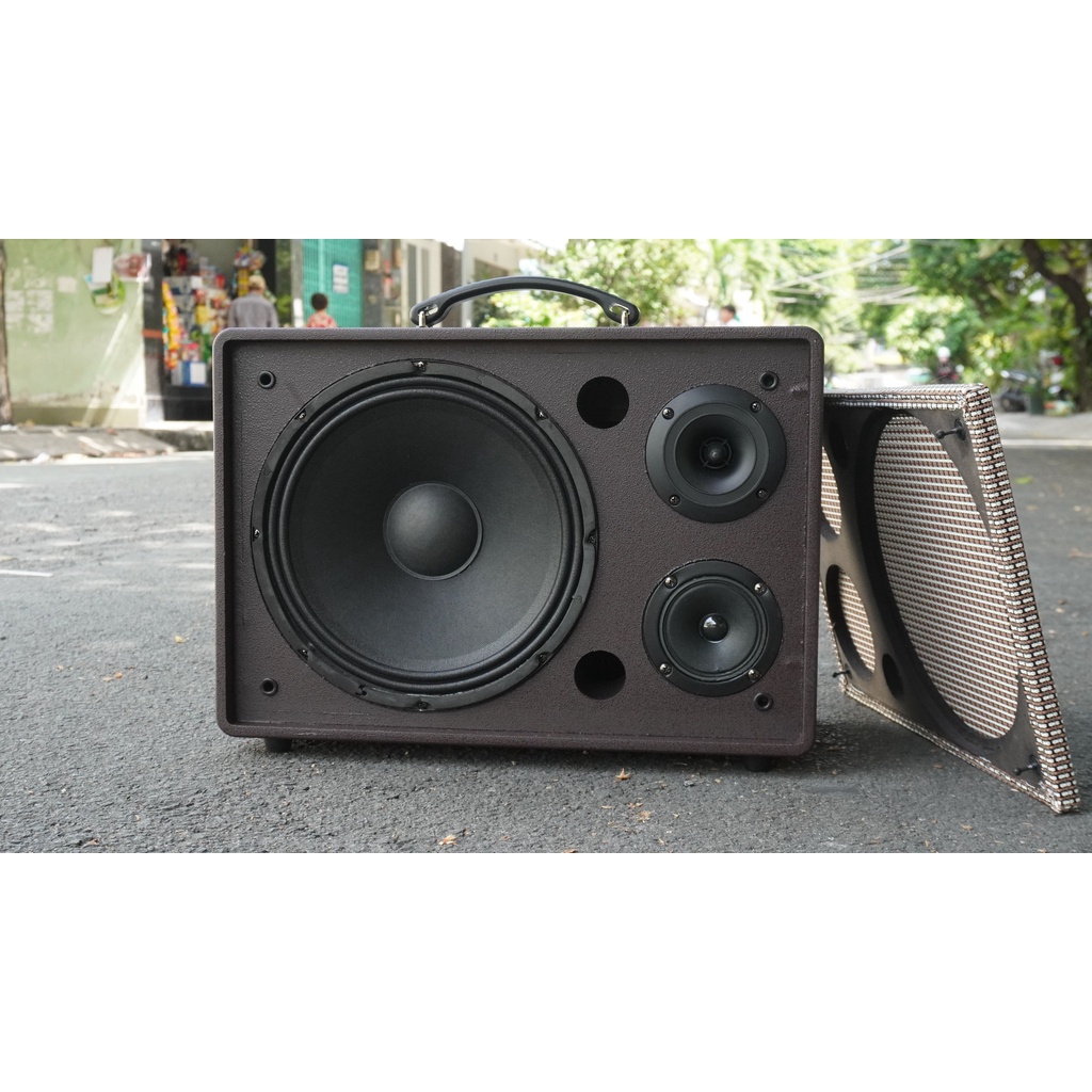 Loa kéo xách tay MTMAX MP5 du lịch ngoại hình sang trọng 3 đường tiếng đầy đủ Echo, Delay, Reverb tặng kèm 2 micro