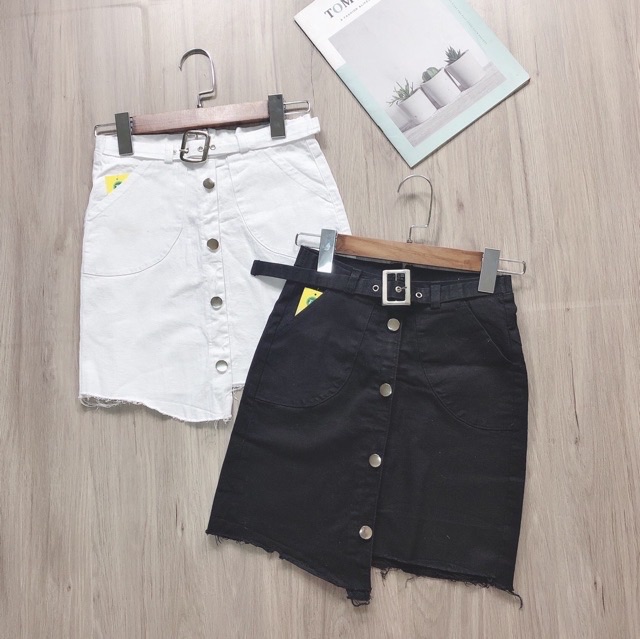 Chân váy kaki lệch tà phối nịt khoen bụng | BigBuy360 - bigbuy360.vn