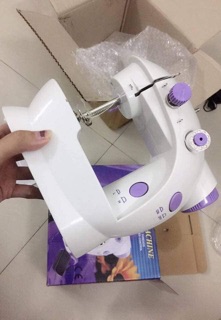 Máy khâu mini có đèn có cắt chỉ