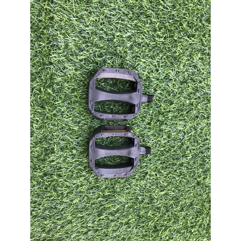 Đôi bàn đạp  xe đạp trẻ em hàng loại 1