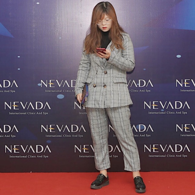 Suit Vest Blazer + quần âu kẻ caro