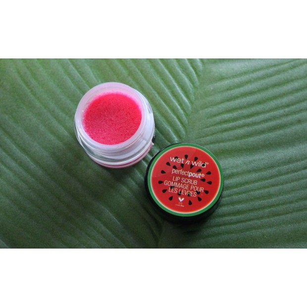 TẨY DA CHẾT MÔI WET N WILD PERFECT POUT LIP SCRUB