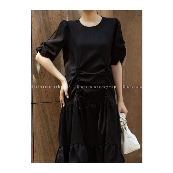 SISTERSISTER - Đầm rút dây phía trước Winnie