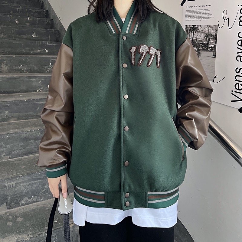 Varsity xanh lá phối tay nâu chất liệu dạ ép tay da