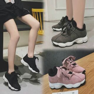 Giày thể thao hót hít