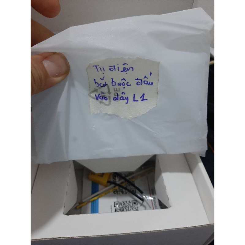 Công tắc đèn thông minh wifi Tuya Smart loại cao cấp loại không có dây N