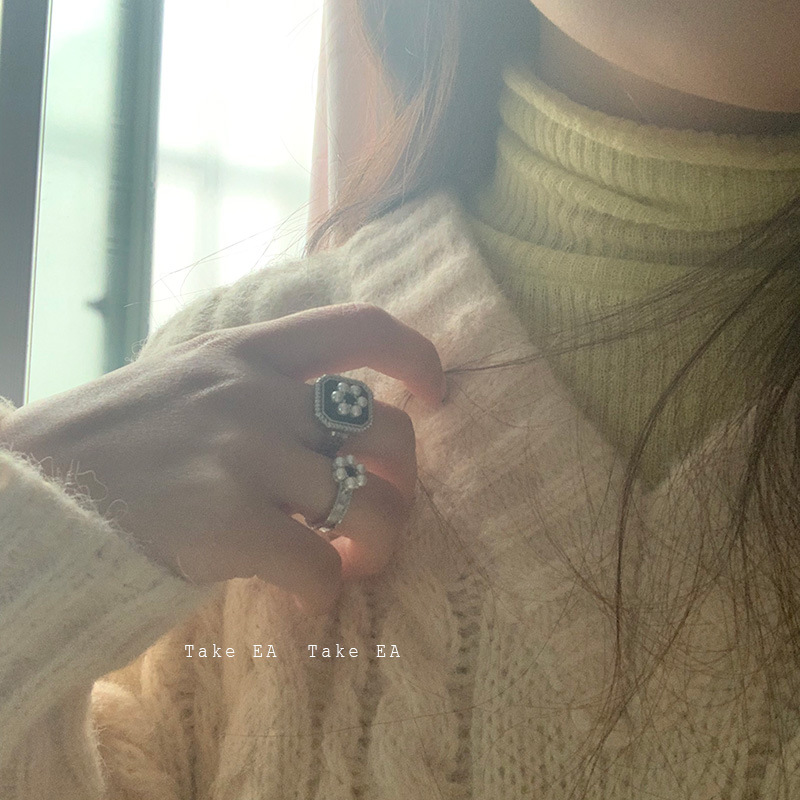 Nhẫn hở 22854 hình vuông họa tiết hoa màu đen tinh tế thời trang cho nữ