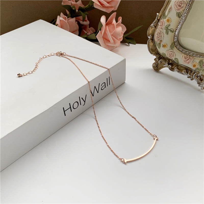 Exquisite Korean Style Gold Tone Design Line for Women