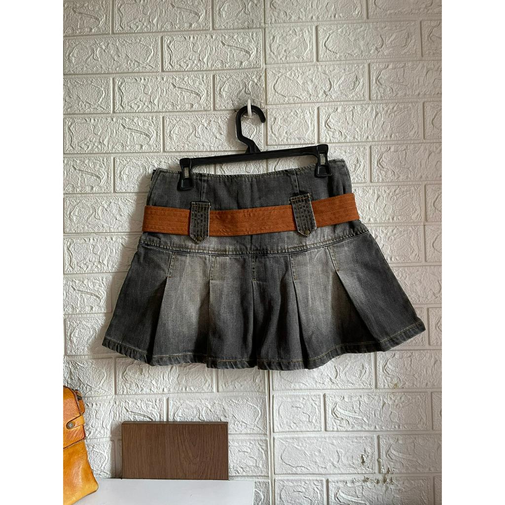 Chân váy Jeans xếp ly