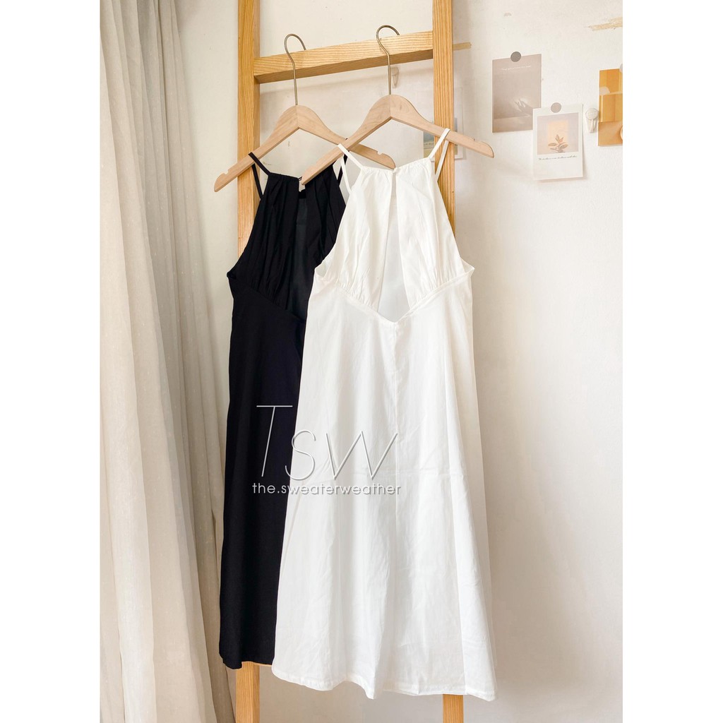 Váy maxi cổ yếm hở lưng đi biển the.sweaterweather TSW | BigBuy360 - bigbuy360.vn
