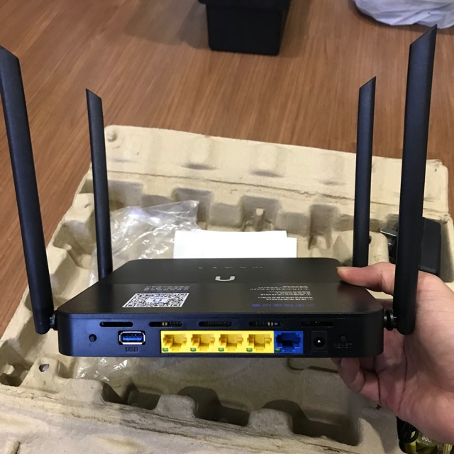 Bộ phát wifi Newifi 3 D2 hai băng tần 2.4GHz, 5.0GHz (1200Mbps), Đã Breed web.